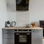 Ch Promenada Apartamento Varsovia