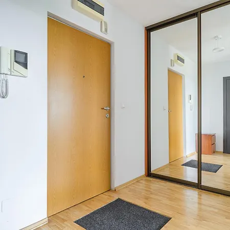 Ch Promenada Apartment *