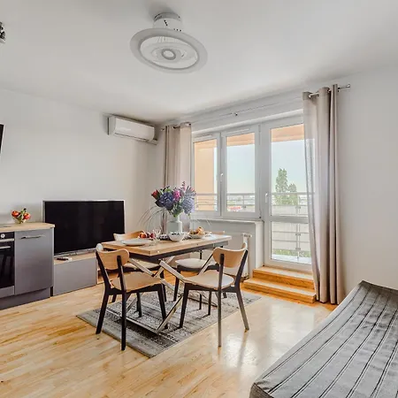 Ch Promenada アパート *