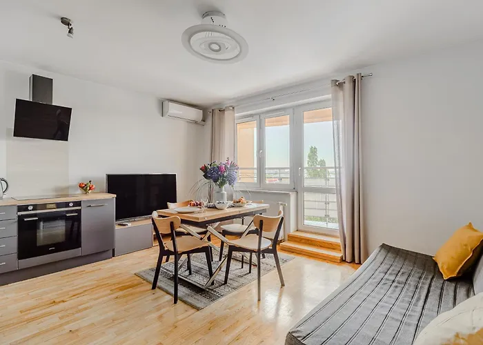 Ch Promenada Apartman *